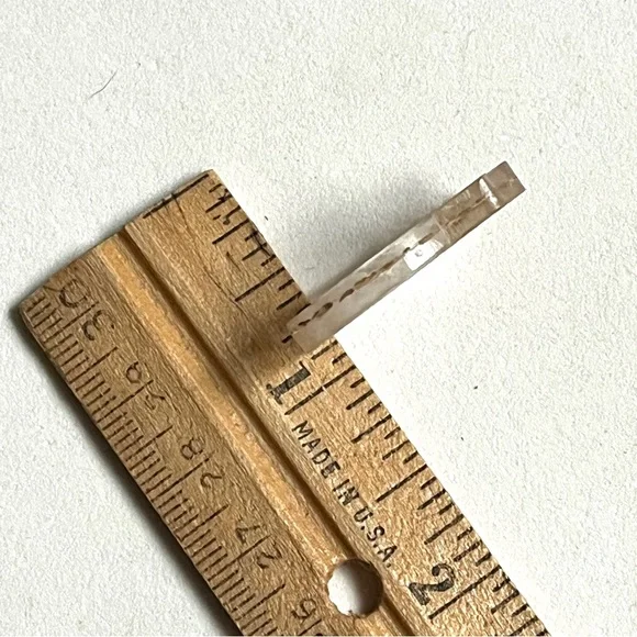 Chic Artist Designed Woven Gold-Tone Resin Ring New - Picture 8 of 9